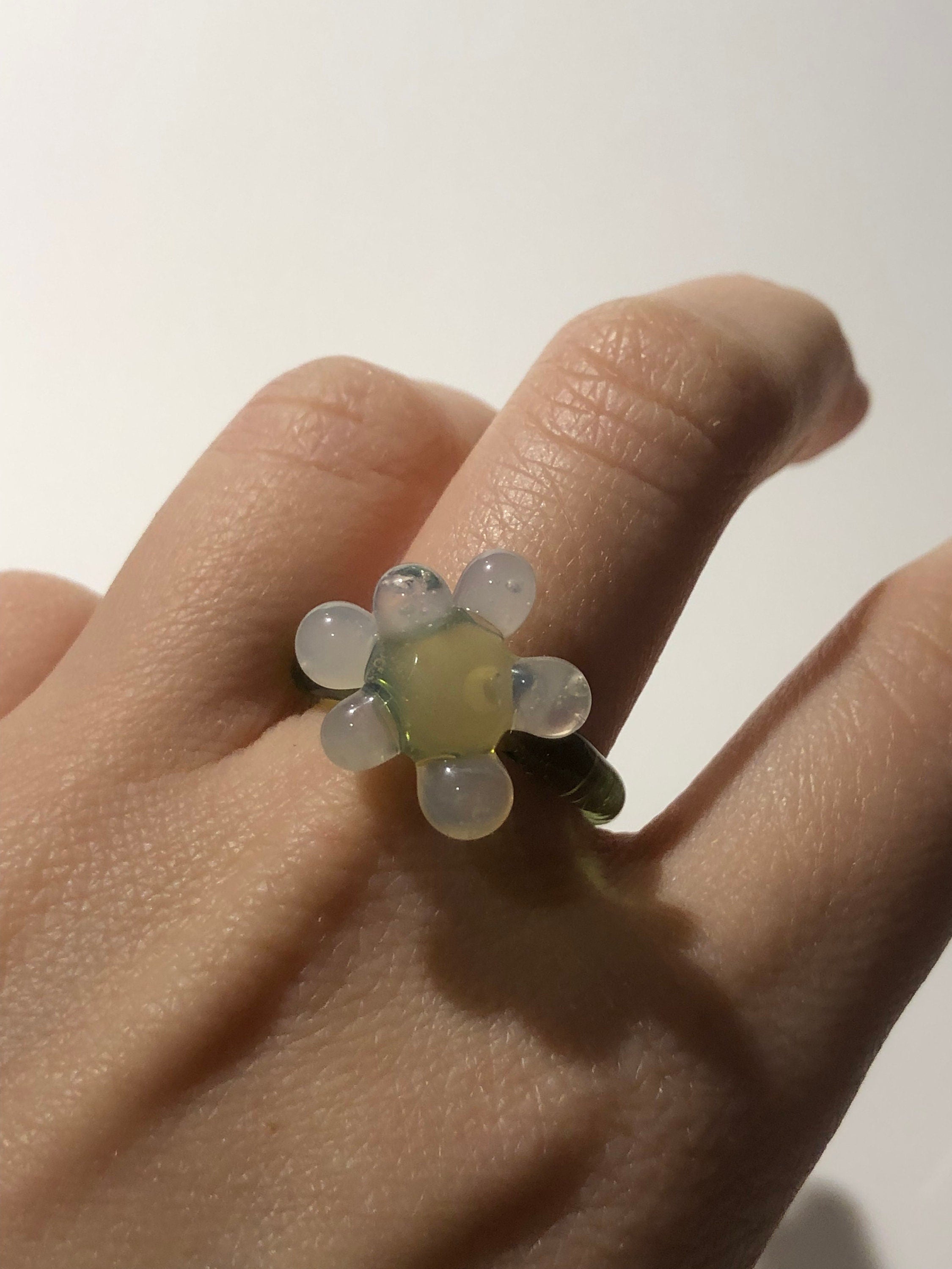 Daisy Flower Ring