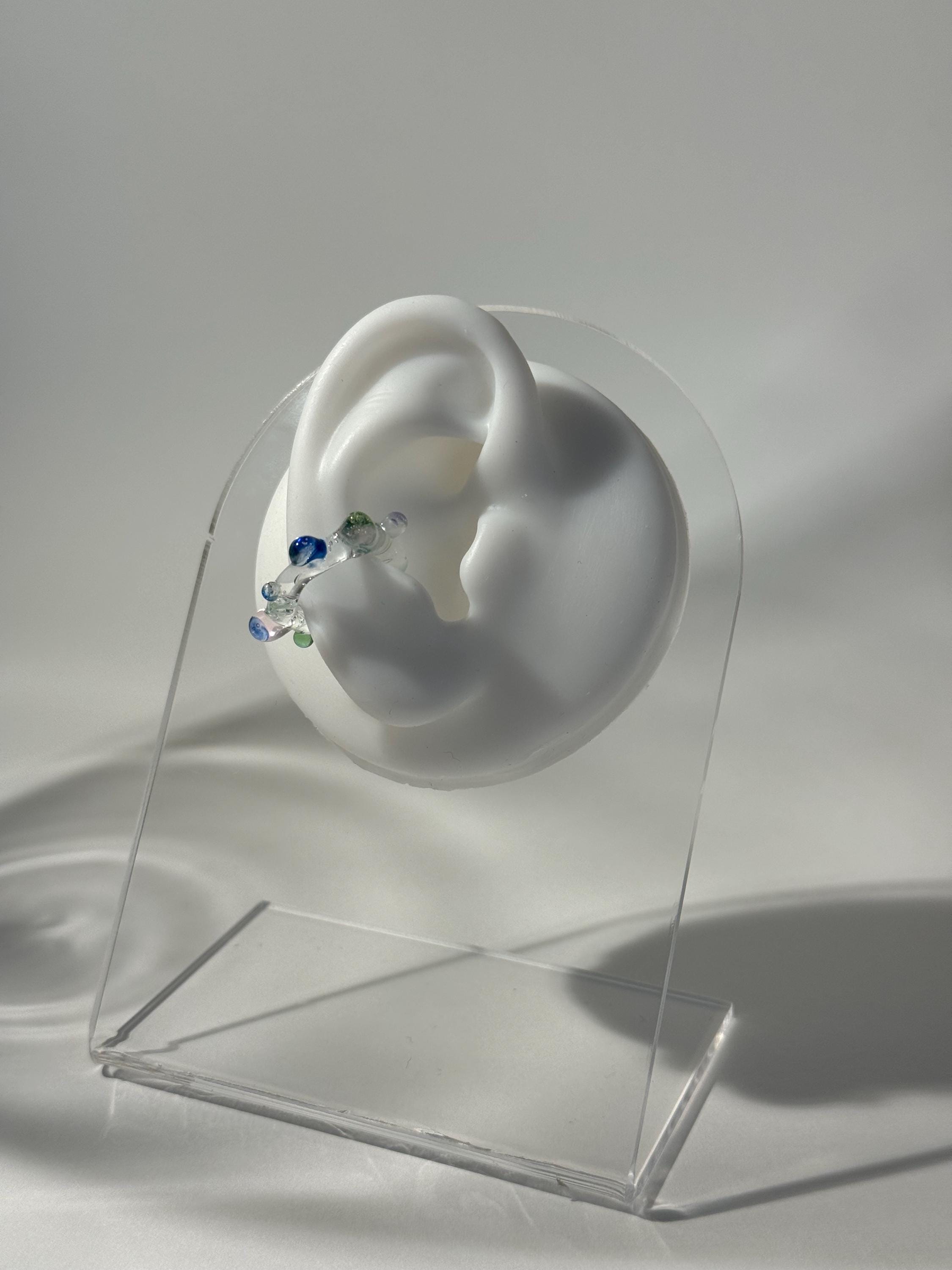 Playfully bubbly Glass Earcuff