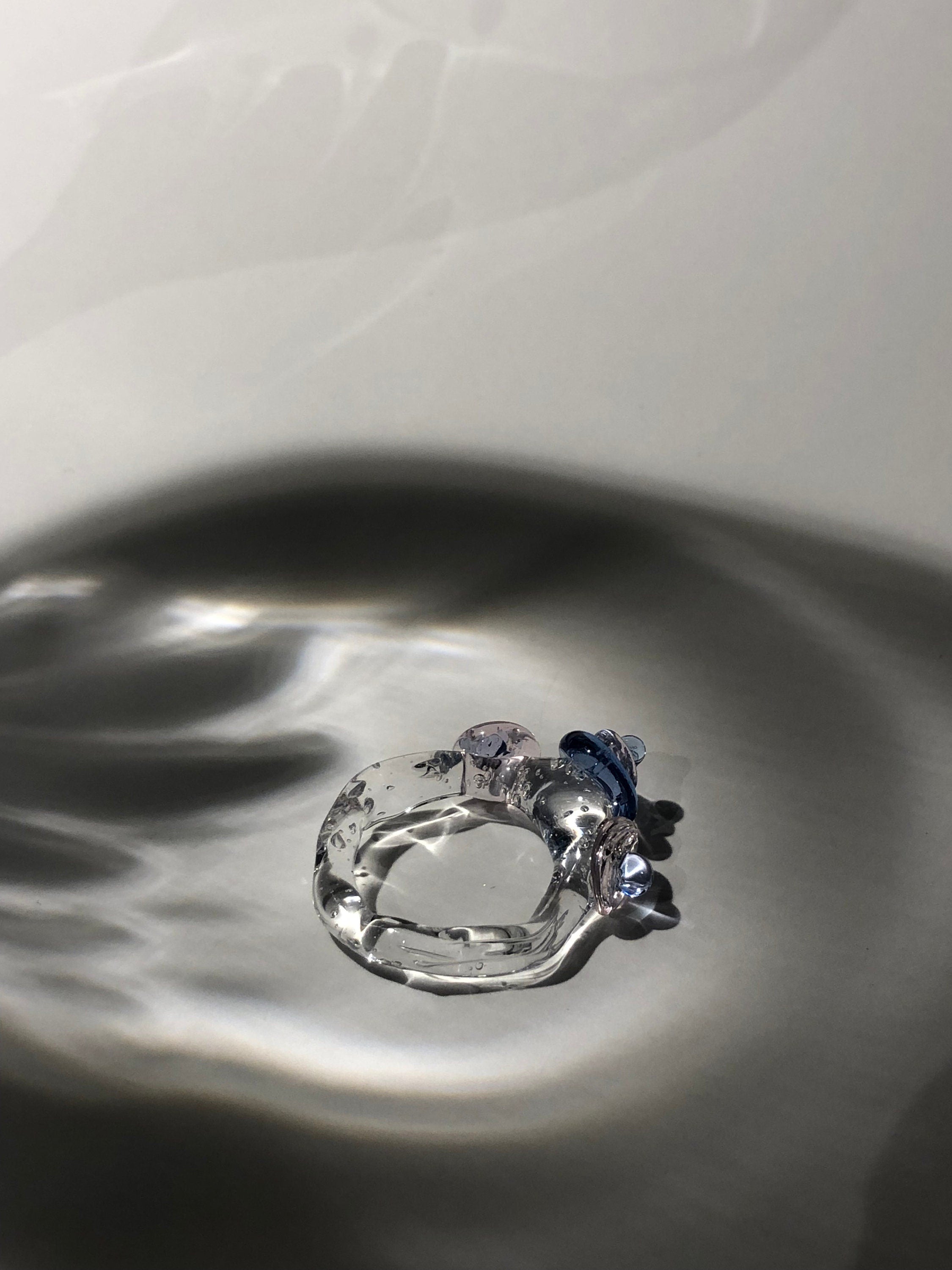 Pebble Stone Glass Ring