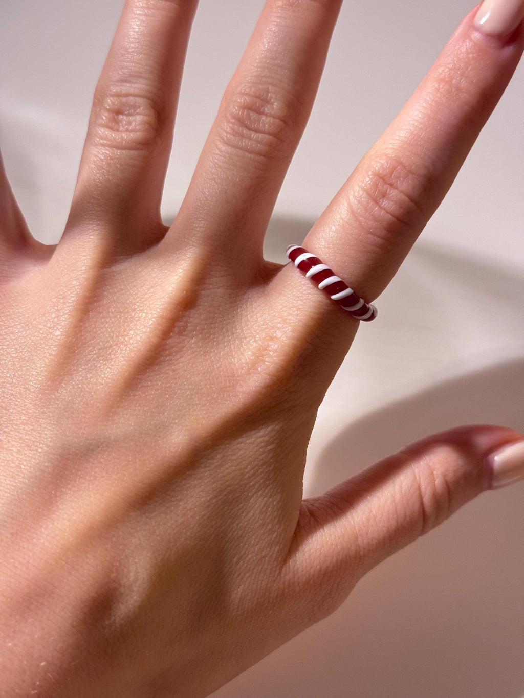 Candy Cane Red and White Glass Ring