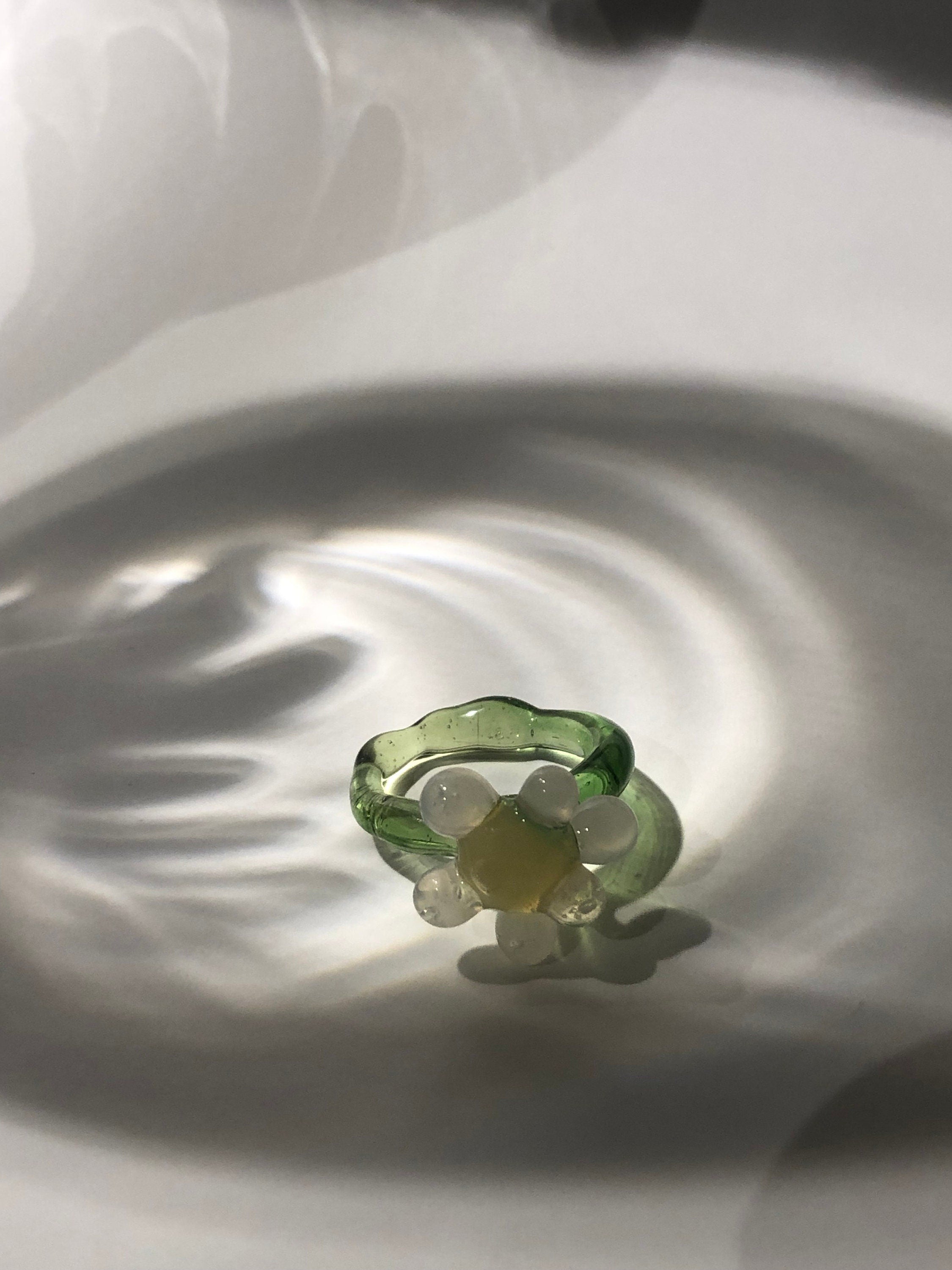 Daisy Flower Ring
