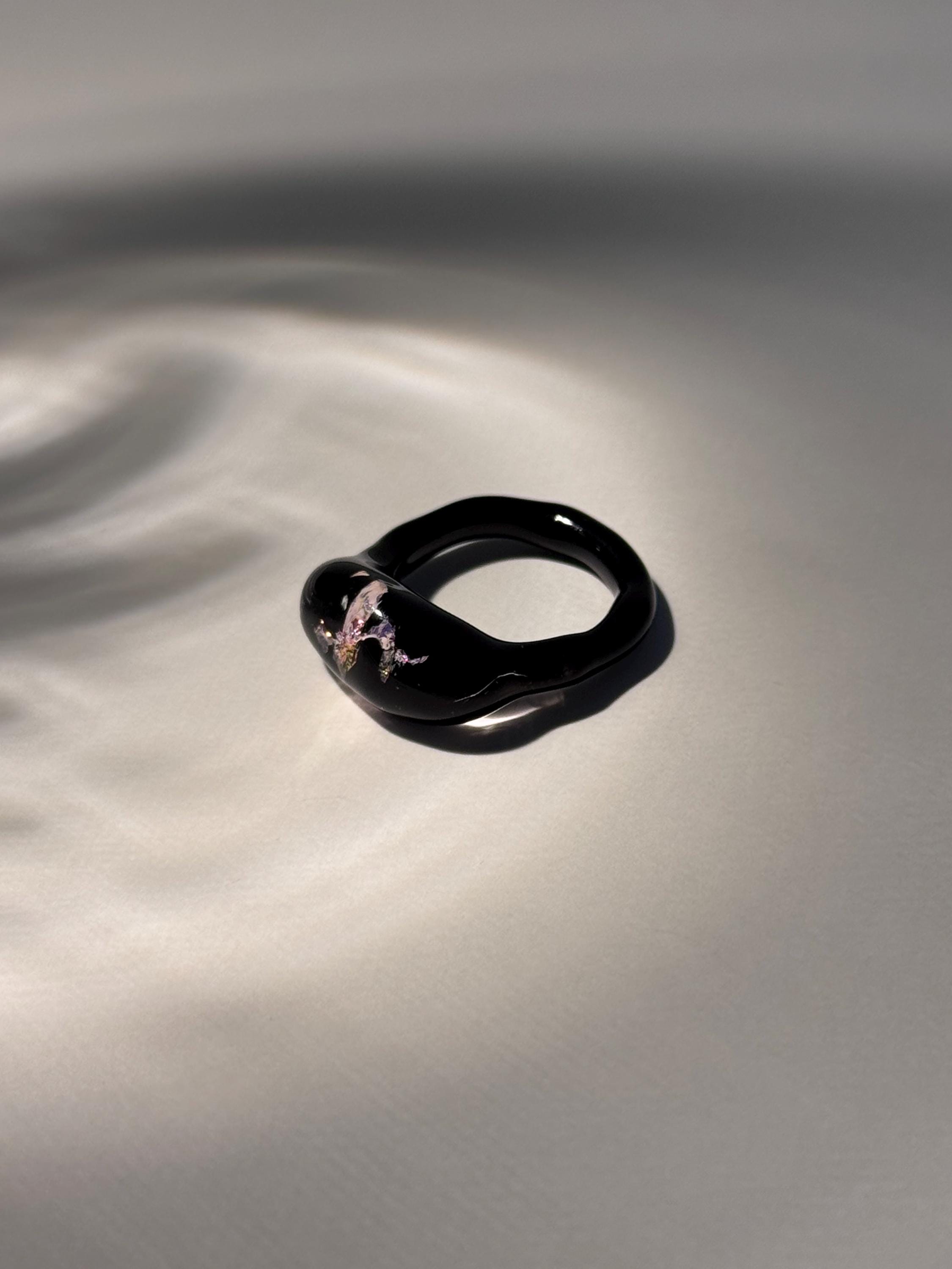 Midnight dreams - Black and Pink Opal Glass Ring: