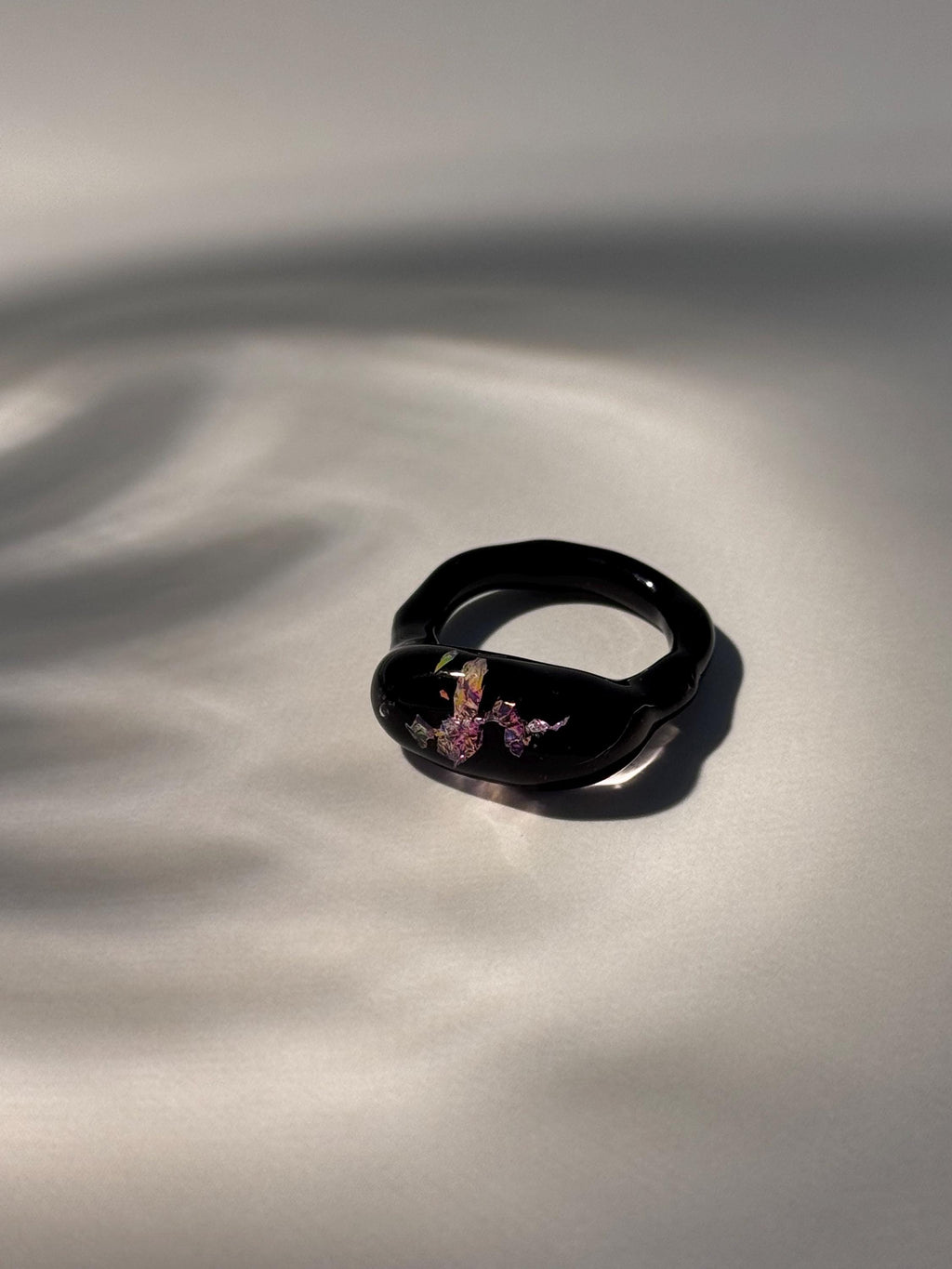 Midnight dreams - Black and Pink Opal Glass Ring: