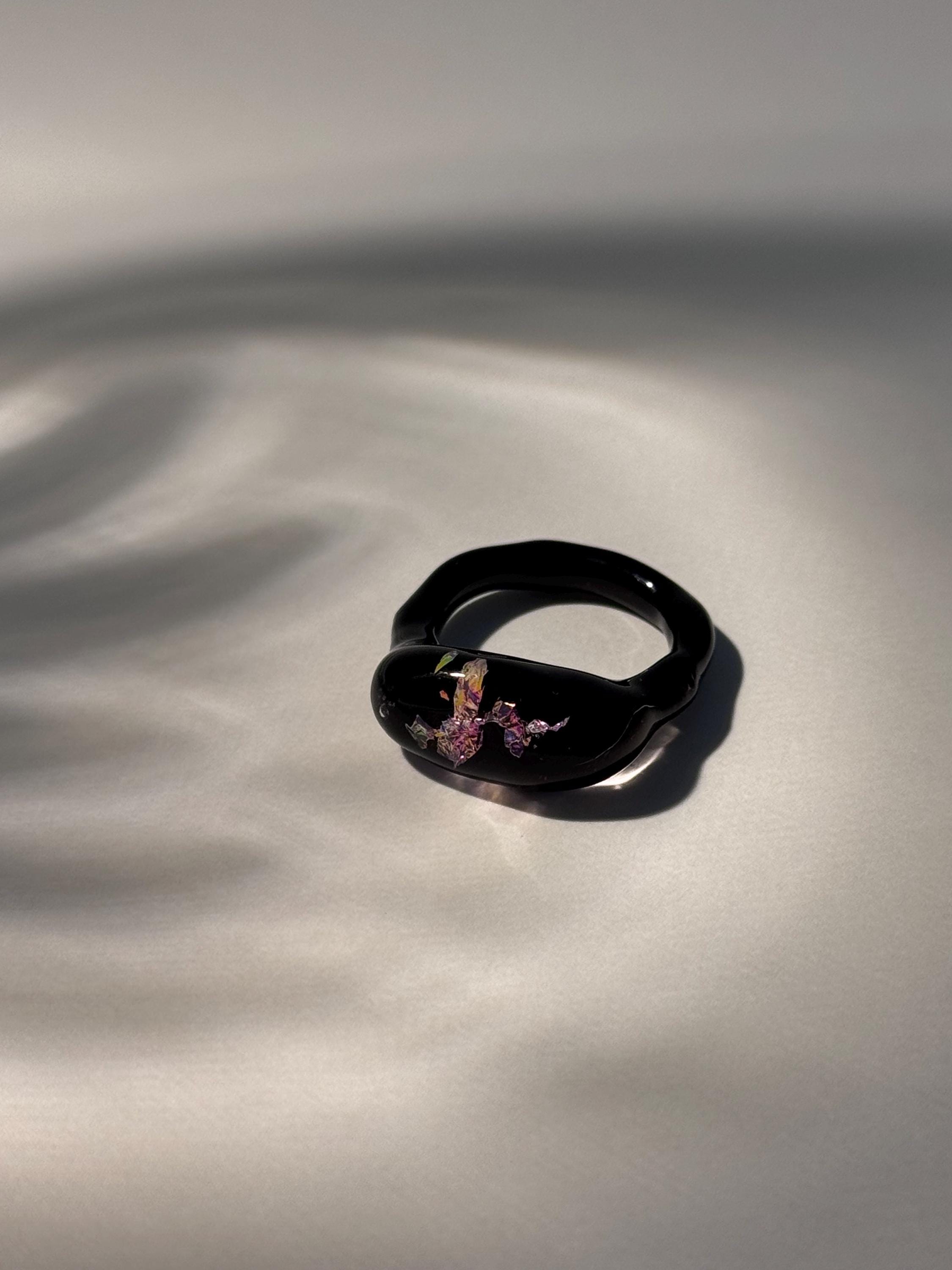 Midnight dreams - Black and Pink Opal Glass Ring: