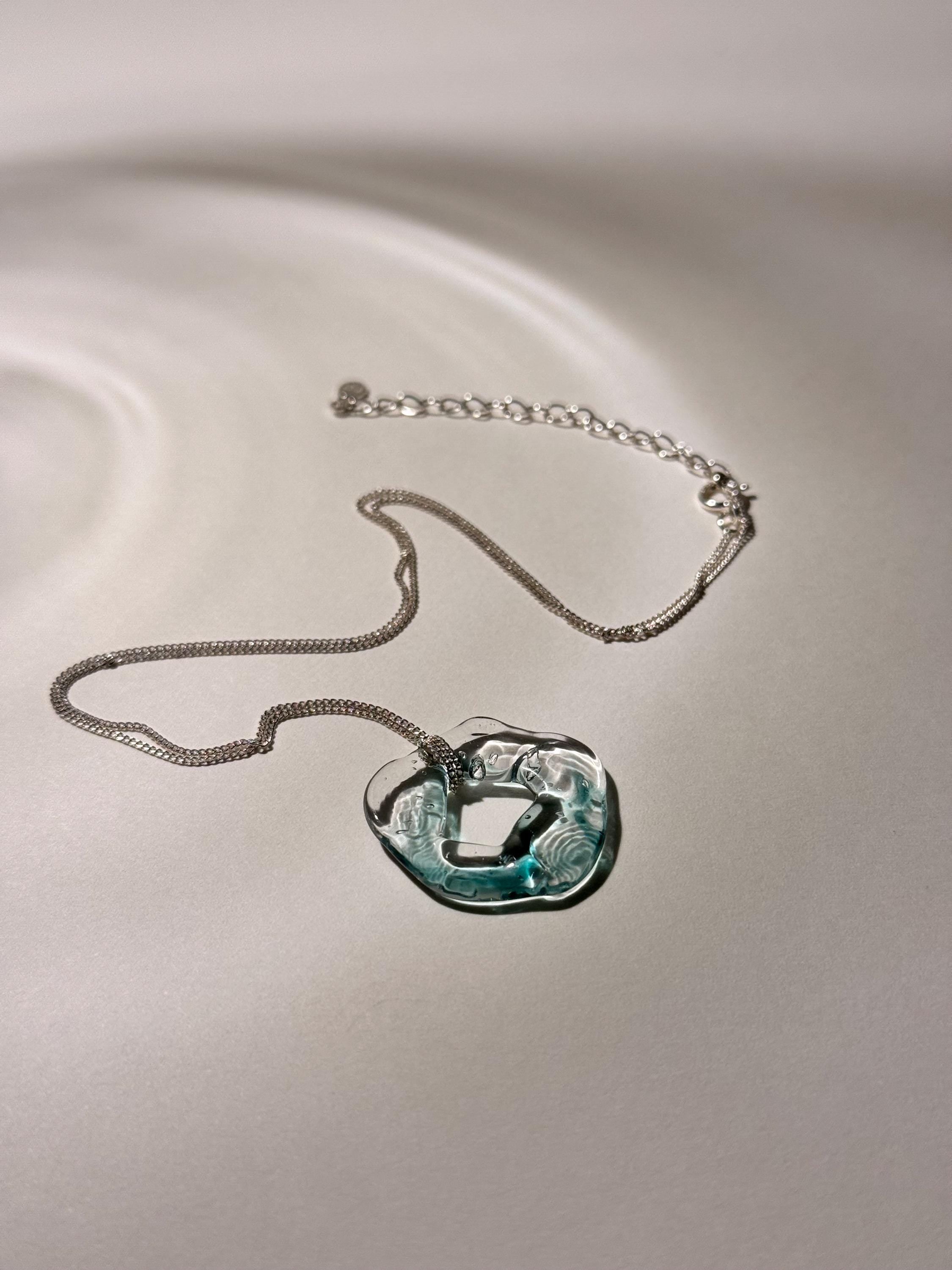 Minimalist Handmade Luxurious Turquoise Glass Necklace - Delicate delights collection