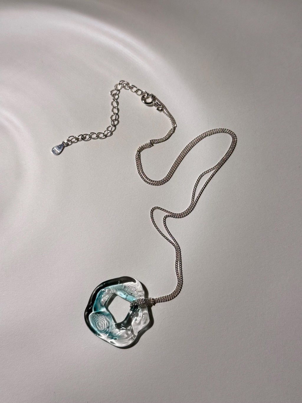 Minimalist Handmade Luxurious Turquoise Glass Necklace - Delicate delights collection